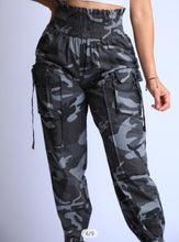 Load image into Gallery viewer, Curveologist- Mz. Militant Camo High-Waist Pants
